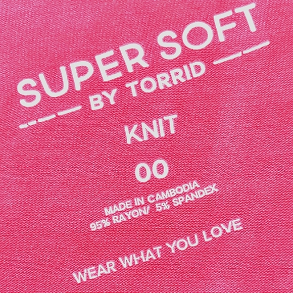 Like New Torrid 00 Super Soft Favorite Tunic - Picture 4 of 7